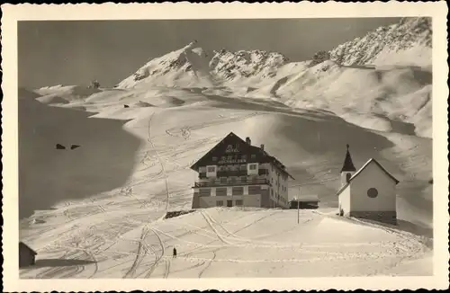 Ak Hochsölden Sölden in Tirol, Berghotel, Kapelle