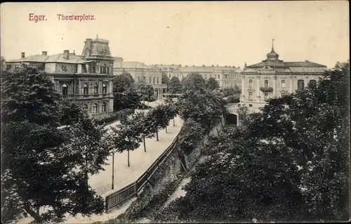 Ak Cheb Eger Reg. Karlsbad, Theaterplatz