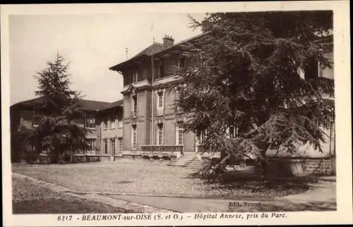 Ak Beaumont sur Oise Val d´Oise, Hopital Annexe, pris du Parc