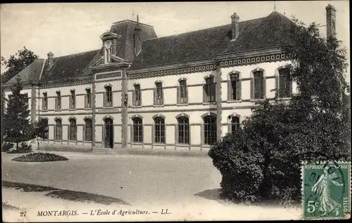 Ak Montargis Loiret, L'Ecole d'Agriculture