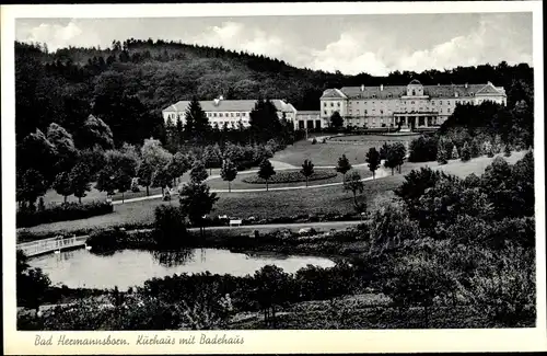 Ak Bad Hermannsborn Bad Driburg in Westfalen, Kurhaus und Badehaus