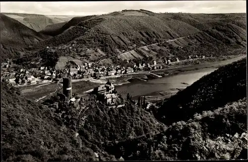 Ak Burgen an der Mosel, Gesamtansicht mit Burg