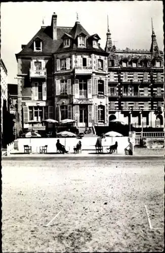 Ak Trouville Calvados, Le Grillon, Promenade des Planches