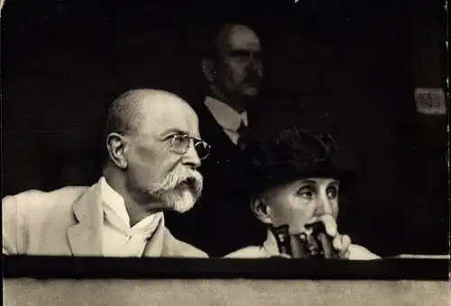 Ak Praha Prag, Präsident der Tschechoslowakei Tomáš Garrigue Masaryk mit Frau 1920