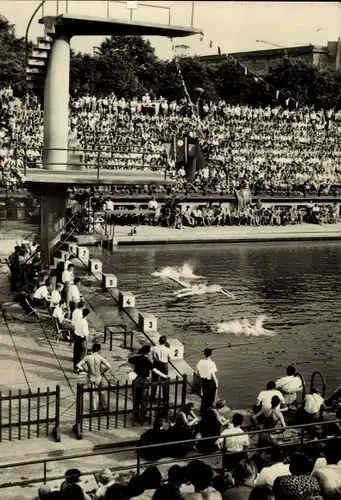 Ak Tschechien, Spartakiade 1955, Turnfest, Wettschwimmen