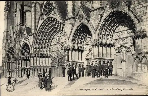 Ak Bourges Cher, Cathedrale, Les Cinq Portrails
