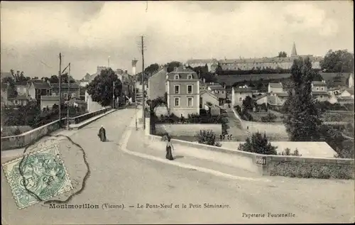 Ak Montmorillon Vienne, Le Pont Neuf, le Petit Seminaire