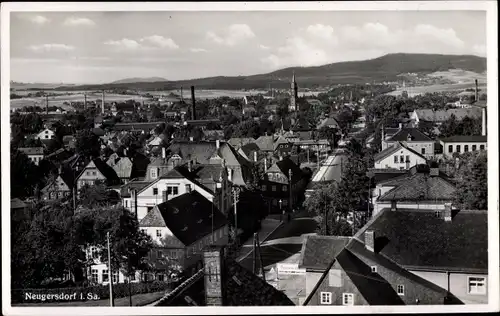 Ak Neugersdorf in der Lausitz, Gesamtansicht, Kottmar, Löbauer Berg