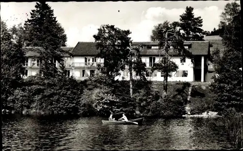 Ak Seeg im Allgäu, Haus Schwaltenweiher, Ruderpartie