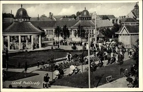 Ak Lázně Poděbrady Bad Podiebrad Region Mittelböhmen, Park