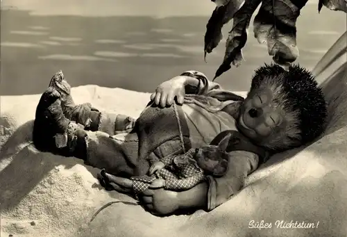 Ak Mecki der Igel, Süßes Nichtstun, Maus