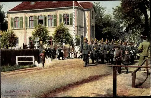 Ak Lockstedt in Holstein, Lockstedter Lager, Ausmarsch der Truppen