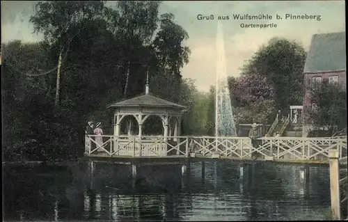 Ak Pinneberg in Holstein, Wulfsmühle, Gartenpartie, M. C. Schultz