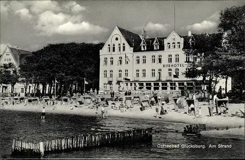 Ak Glücksburg an der Ostsee, Kurhotel, Strandpartie