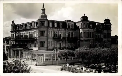 Foto Ak Ostseebad Zinnowitz auf Usedom, Kurhaus Preußenhof