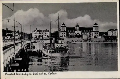 Ak Seebad Binz auf Rügen, Blick auf das Kurhaus, Ausflugsboot Rügen Sassnitz, Seebrücke