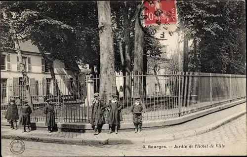 Ak Bourges Cher, Jardin de l'Hotel de Ville