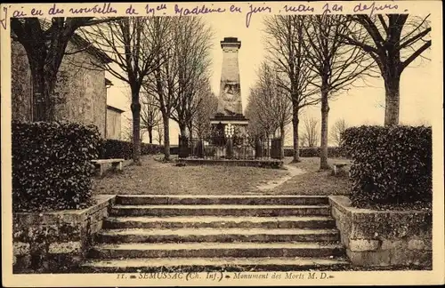 Ak Semussac Charente Maritime, Monument des Morts
