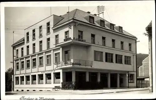 Ak Hronov Hronow Region Königgrätz, Kavarna, Restaurace, Hotel Radnice
