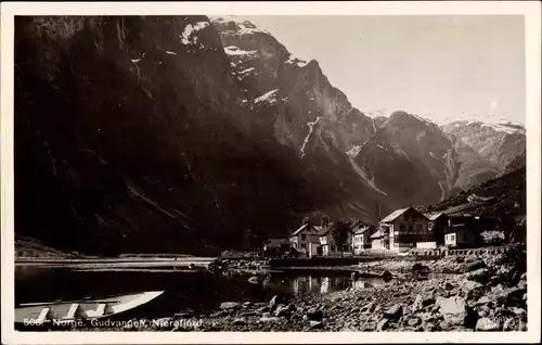 Ak Gudvangen Sognefjord Norwegen, Naerofjord, Viking Hotel & Cafe, Uferpartie