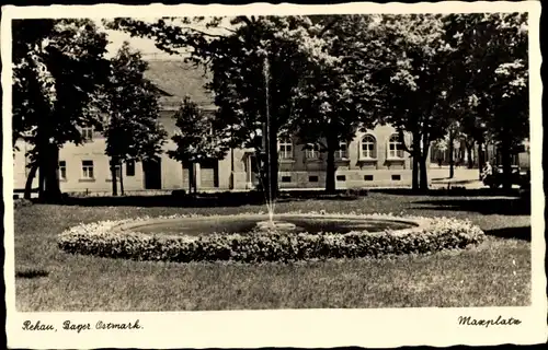 Ak Rehau im Fichtelgebirge Oberfranken, Maxplatz, Fontäne