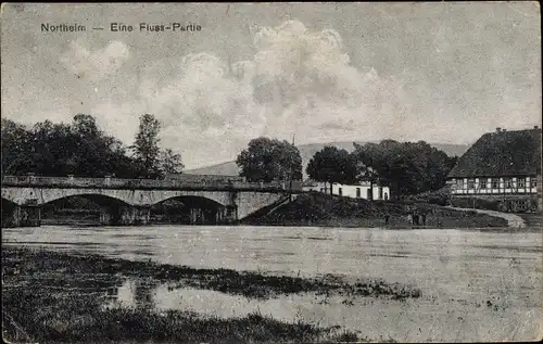 Ak Northeim in Niedersachsen, Flusspartie, Brücke