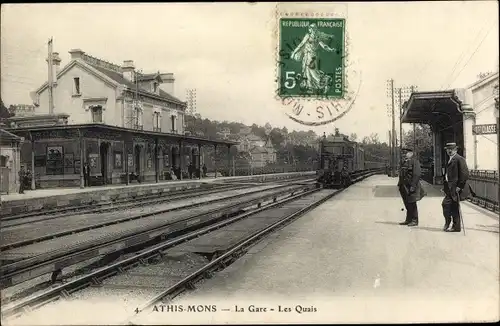 Ak Athis Mons Essonne, La Gare, Les Quais, Bahnhof, Lokomotive 