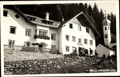 Foto Ak Igls Innsbruck in Tirol, Gasthaus Heilig Wasser, Kirche