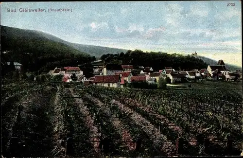 Ak Gleisweiler im Kreis Südliche Weinstraße, Panorama vom Ort