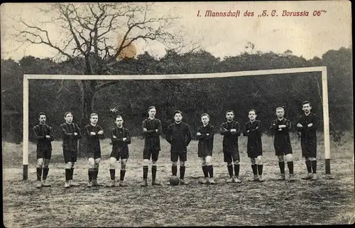 Ak Fußball, 1. Mannschaft des SC Borussia 06, Spieler im Tor, Rüsselsheim?