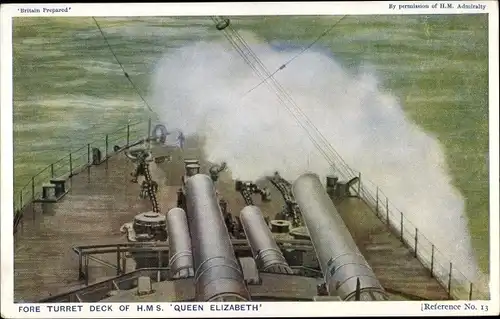 Ak Britisches Kriegsschiff, HMS Queen Elizabeth, Fore Turret Deck