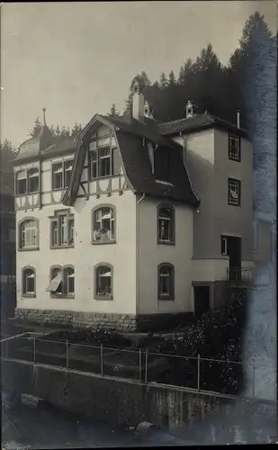 Foto Ak Calw im Nordschwarzwald, Blick auf eine Villa