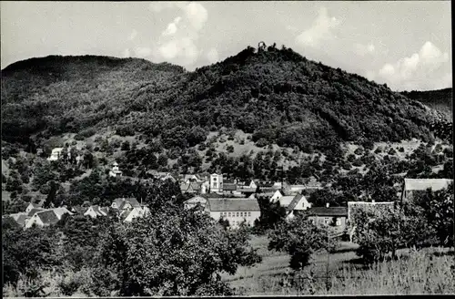 Ak Ramberg in der Pfalz, Gesamtansicht, Pfälzerwald, Burgruinen Ramburg, Neuscharfeneck, Meistersel