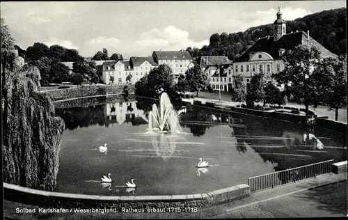 Ak Bad Karlshafen an der Weser, Teich, Rathaus