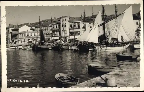 Foto Ak Crikvenica Kroatien, Hafenpartie, Segelboote