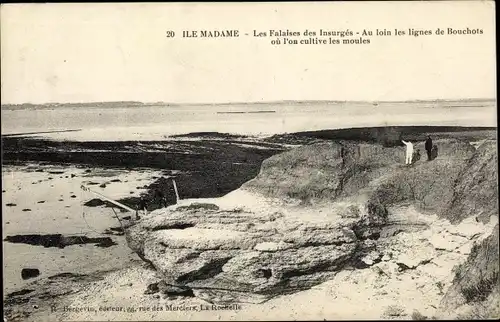 Ak Ile Madame Port-des-Barques Charente Maritime, Les Falaises des Insurges, ligne de Bouchofs