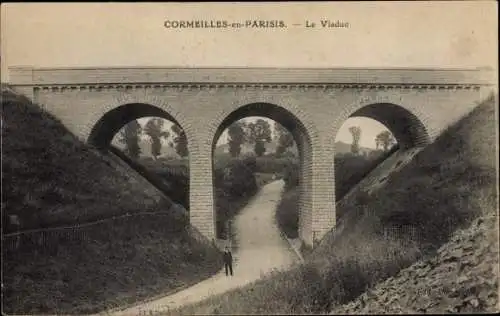 Ak Cormeilles en Parisis Val d'Oise, Le Viaduc
