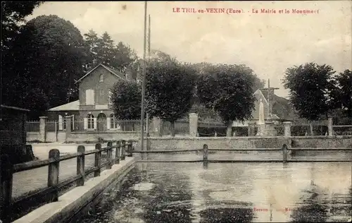 Ak Le Thil en Vexin Eure, La Mairie, Le Monument