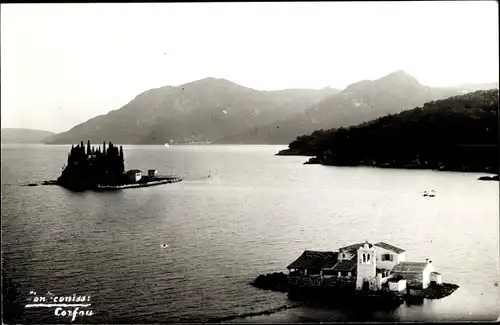 Foto Ak Korfu Griechenland, Blick auf kleine Inseln, Kirchen