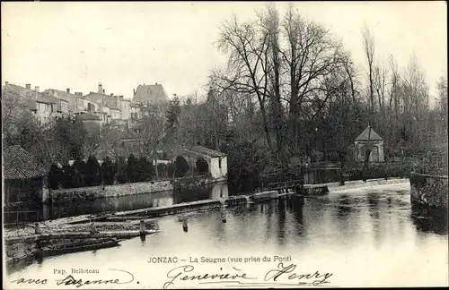 Ak Jonzac Charente Maritime, La Seugne, vue prise du Pont