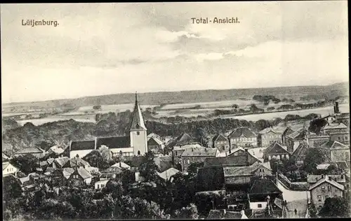 Ak Lütjenburg in Holstein, Totalansicht, Vogelschau