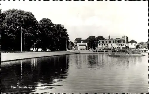 Ak Beverwijk Nordholland Niederlande, Vijver bij station