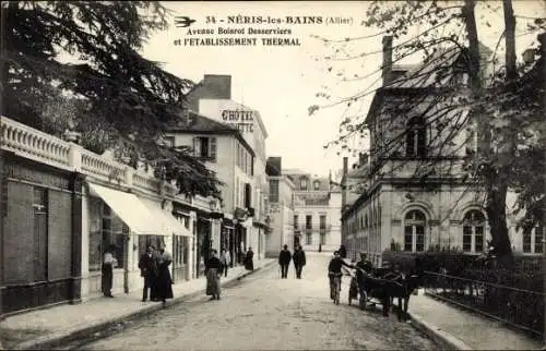 Ak Néris les Bains Allier, Avenue Boisrot Desserviers et l'Etablissement Thermal, Hotel