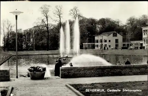 Ak Beverwijk Nordholland Niederlande, Gedeelte Stationsplein