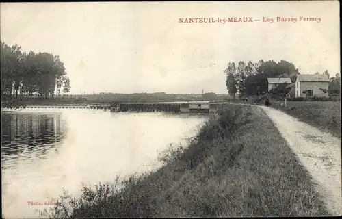 Ak Nanteuil lès Meaux Seine et Marne, Les Basses Fermes