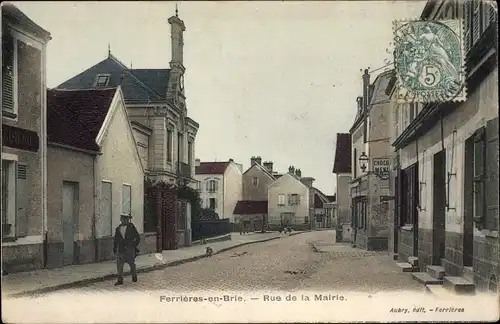 Ak Ferrieres en Brie Seine et Marne, Rue de la Mairie