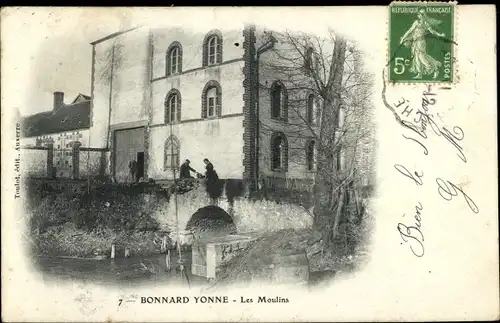 Ak Bonnard Yonne, Les Moulins