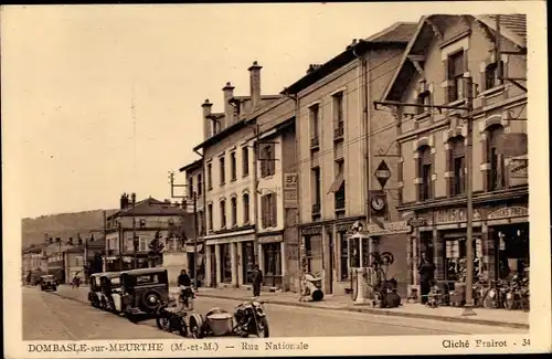 Ak Dombasle Meurthe et Moselle, Rue Nationale, Autos