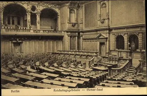 Ak Berlin Tiergarten, Reichstagsgebäude, Plenarsaal, Innenansicht