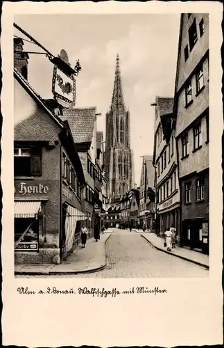 Ak Ulm an der Donau, Walfischgasse, Münster, Handlung